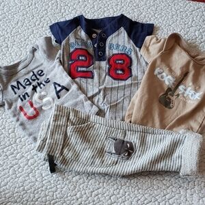 Calvin Klein onsie Infant 0-3 Months 4 Piece set